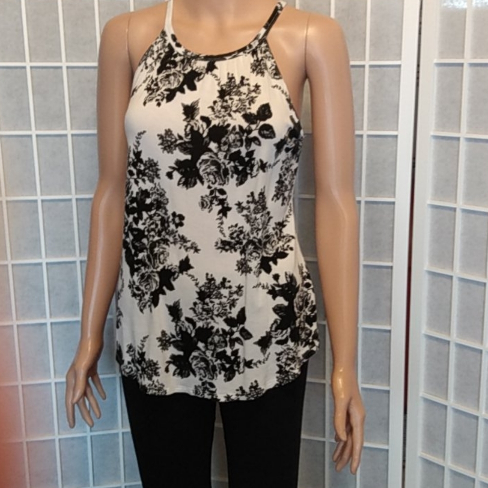“Free Kisses” Tank Top – Black/White – Sleeveless - Women's Small - Picture 2 of 5